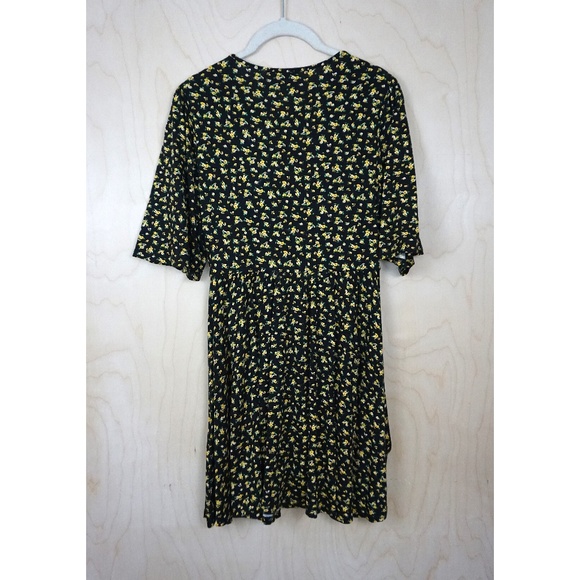 ASOS DESIGN Petite Mini Swing Dress in Black and Yellow Floral Print - Picture 5 of 7